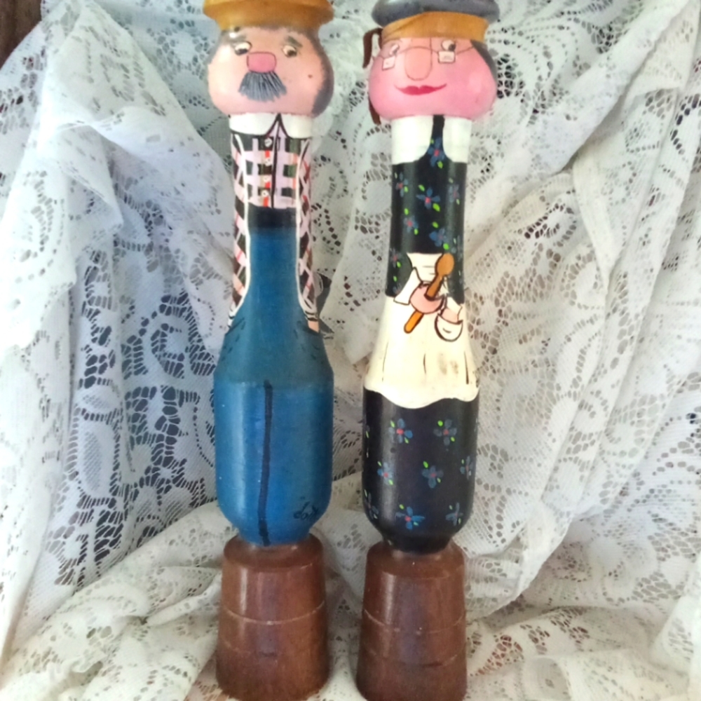 Vintage country farmhouse boho folk art, granny core painted salt and pe…